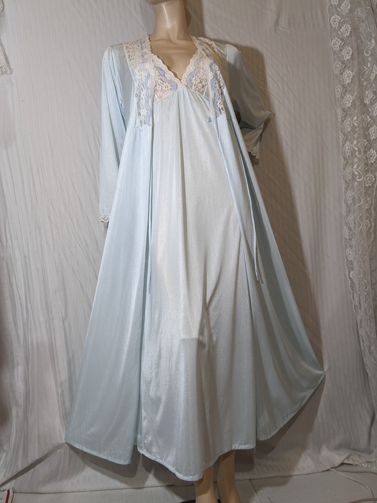 Nightgown and Robe Blue Nylon Nightgown Ivory Lace Peignoir Robe Set S/P