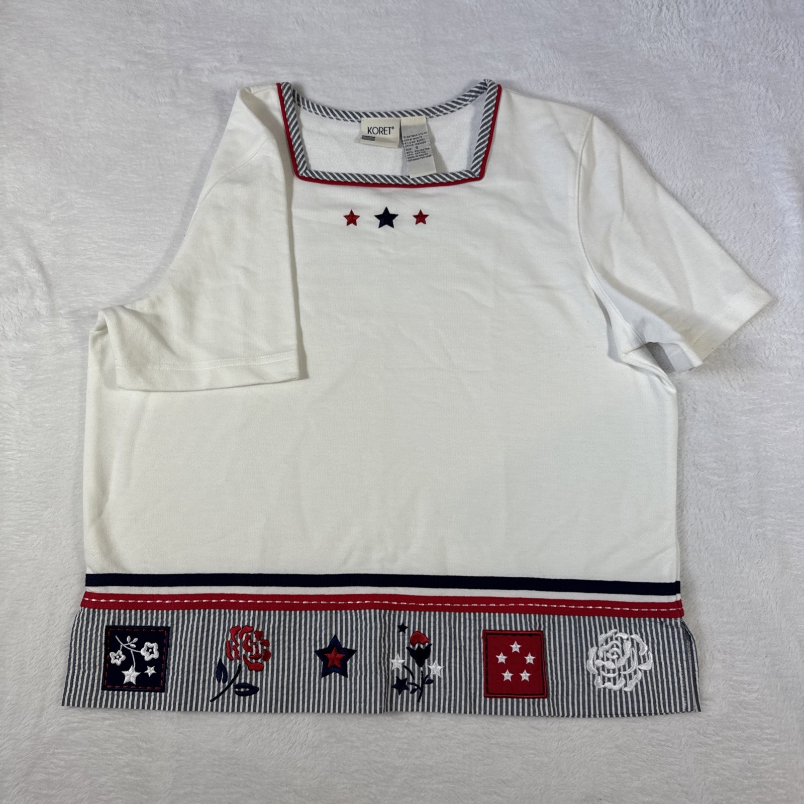 1990s Koret Poly-Cotton Short Sleeve Red White Blue Embroidery Short Sleeve Medu