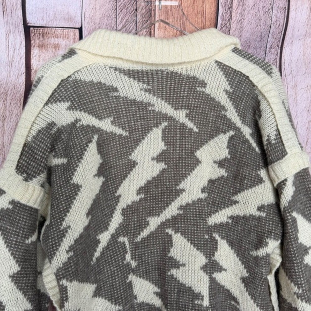 Escada Cardigan Sweater Vintage Lightning Alpine West Germany Cabincore Size 38