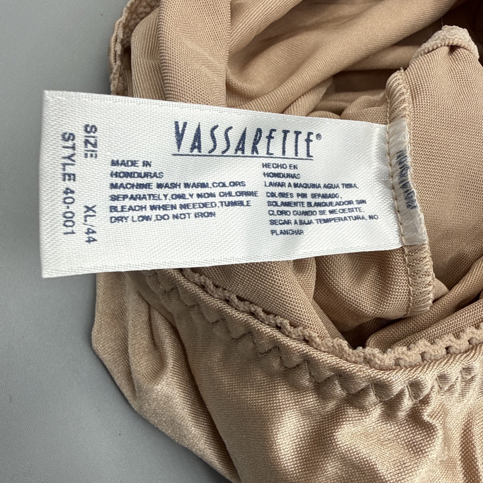 XL 44 Vassarette Undershapers Light Control Panties Second Skin Satin 2008