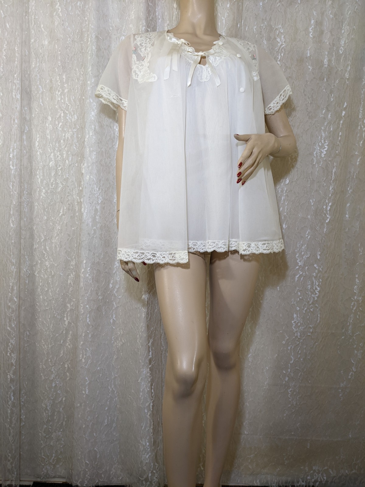Vintage Shadowline Ivory Chiffon Lace Babydoll Nightgown Peignoir Robe Set PS