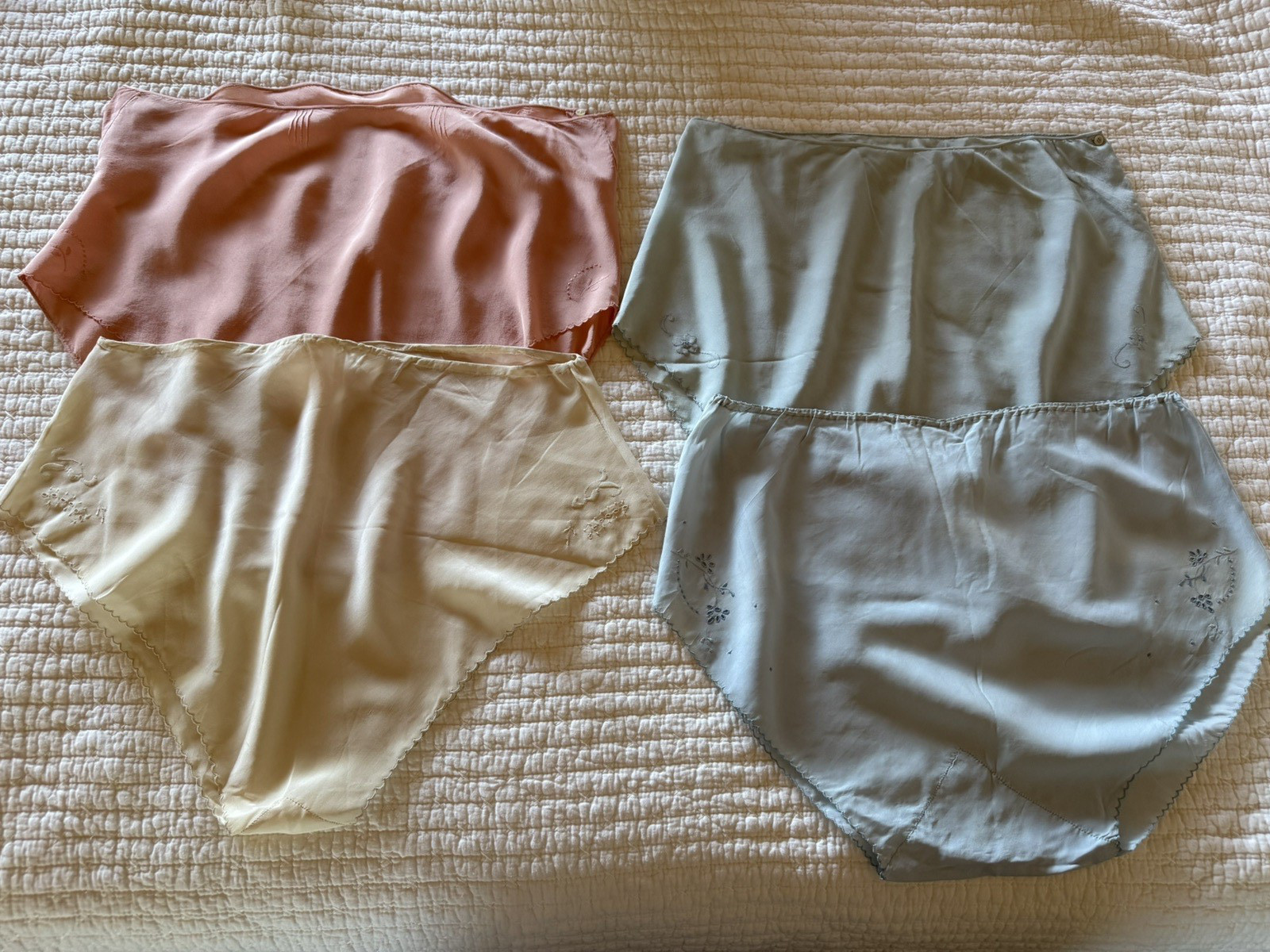 Set of 4 VTG 1940&rsquo;s Italian 100% Silk Handmade Underwear – Never Worn