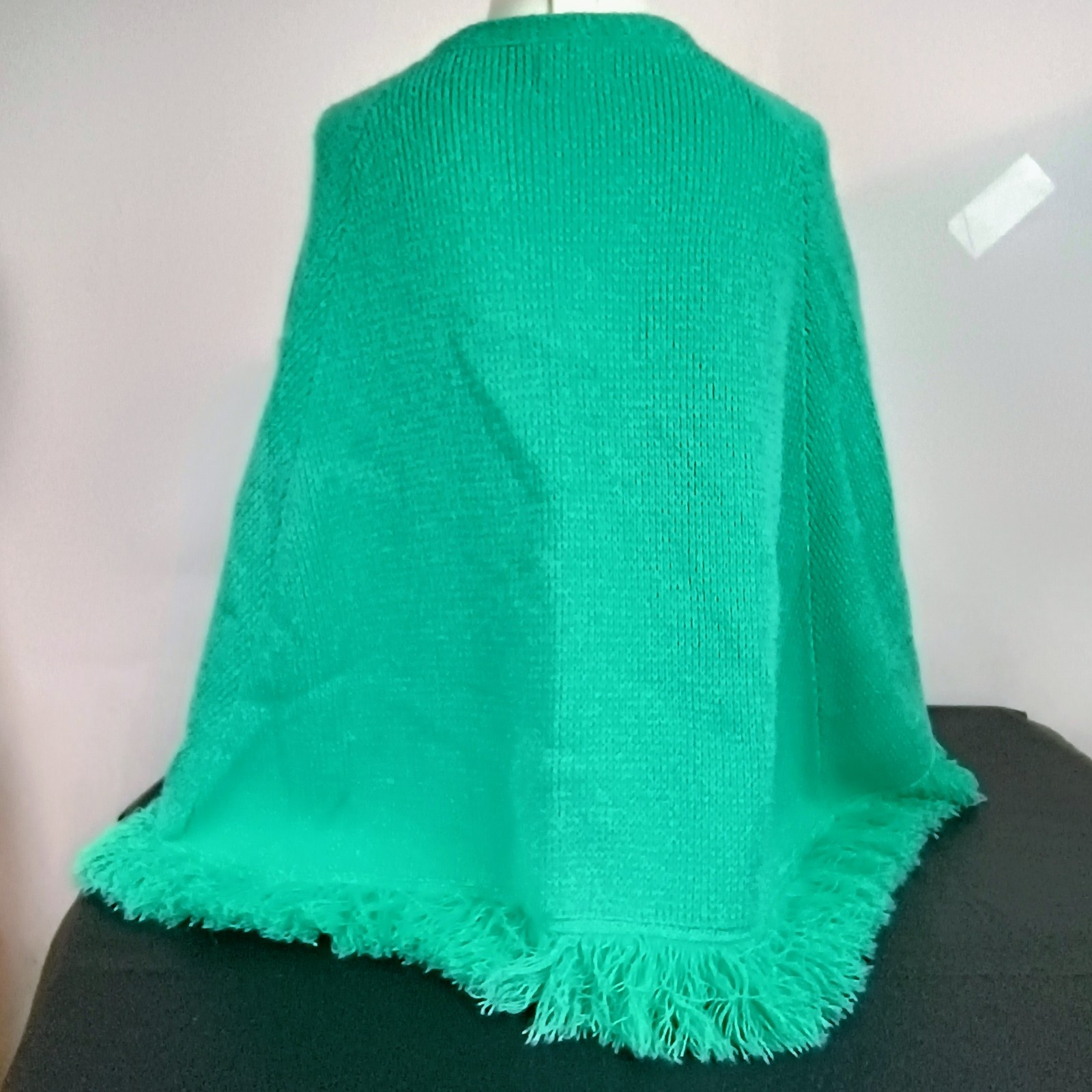 Vtg Carol Brent Mint Green Button Sweater Cape Poncho RUNS SMALL Montgomery Ward