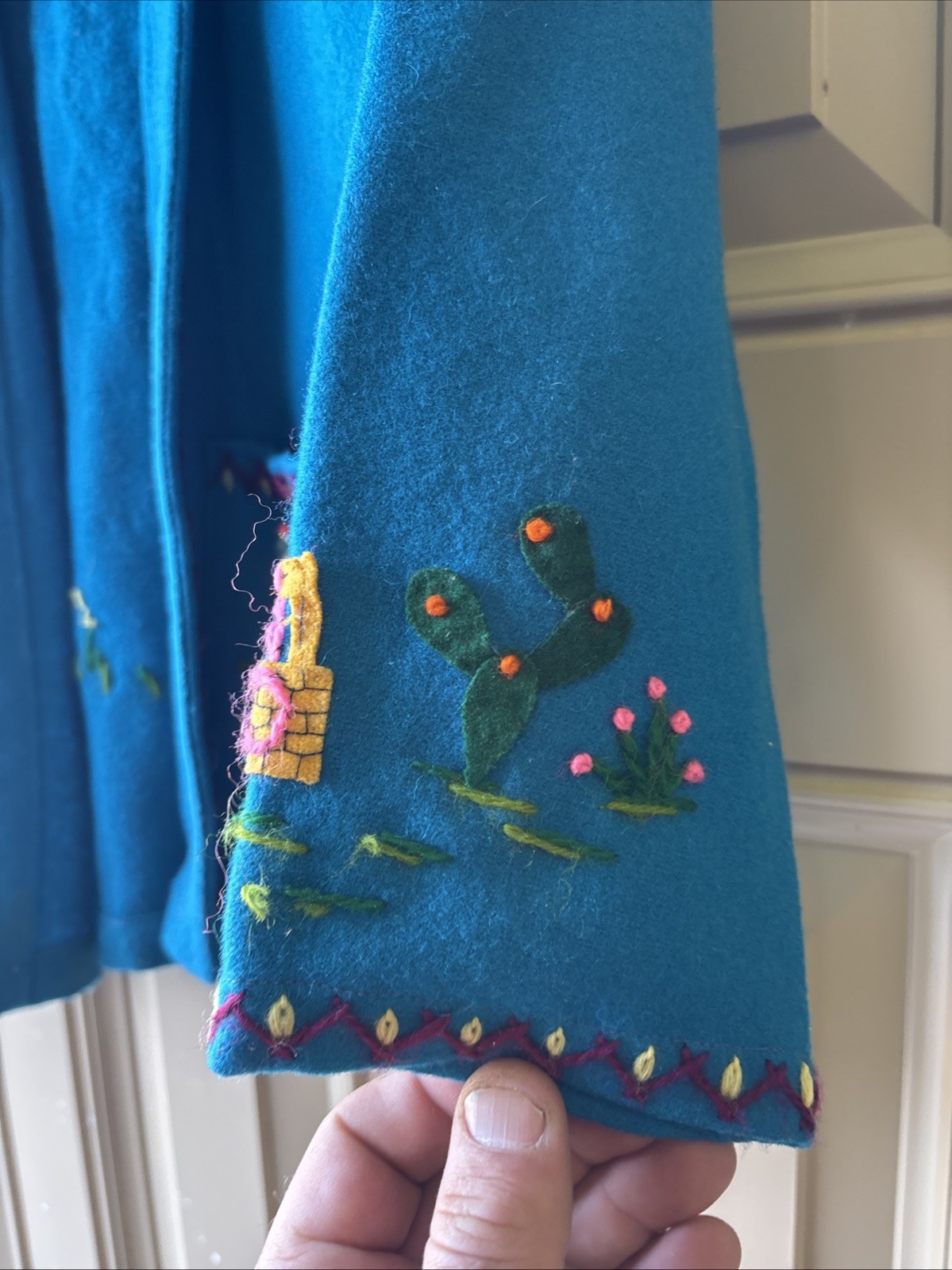 Vintage Berty 1940s-50s Embroidered Mexican Souvenir Jacket Beautiful Colors 12