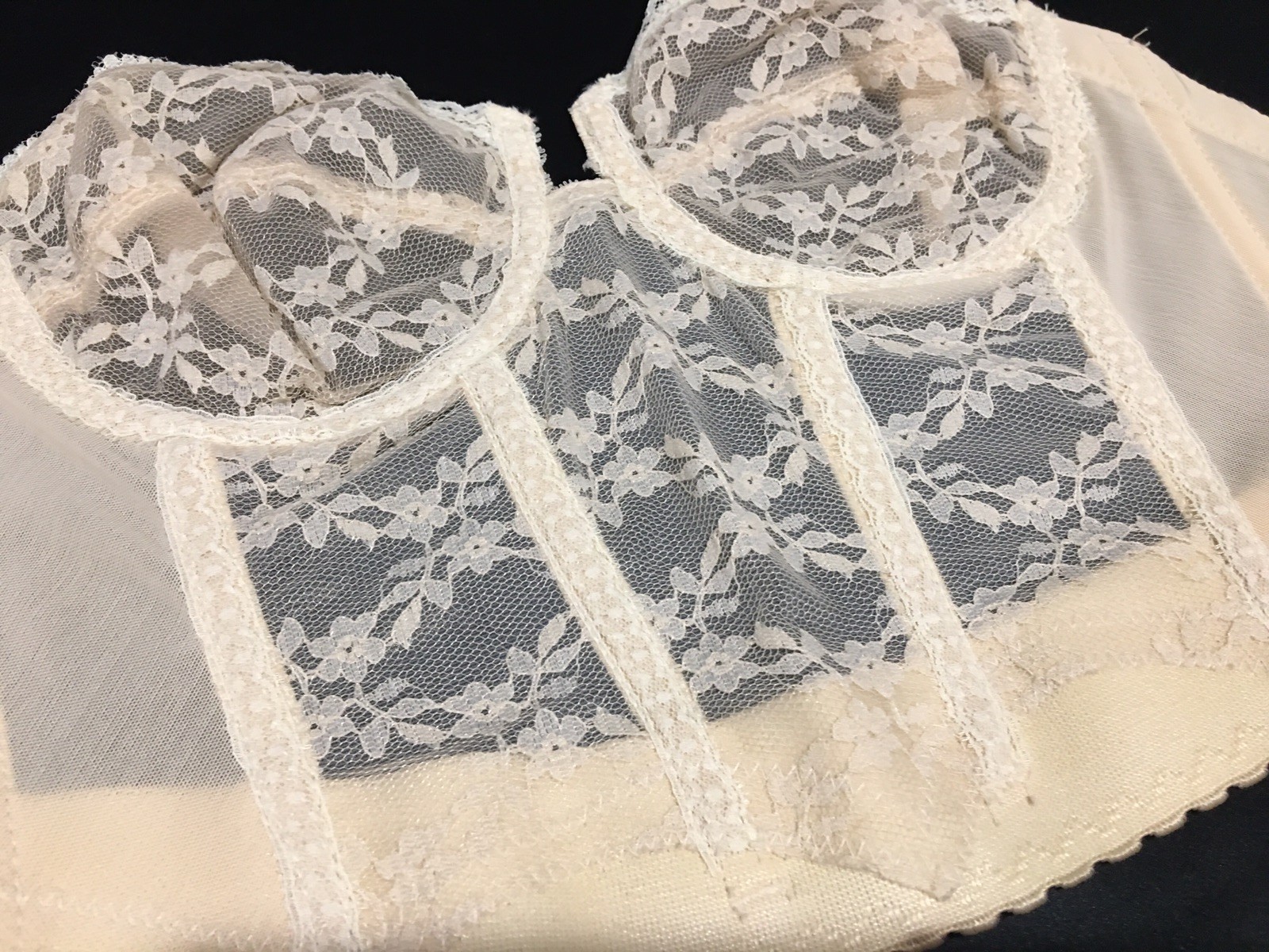 Vtg Young Smoothie Backless Sheer Lace Bustier Corset 36 B