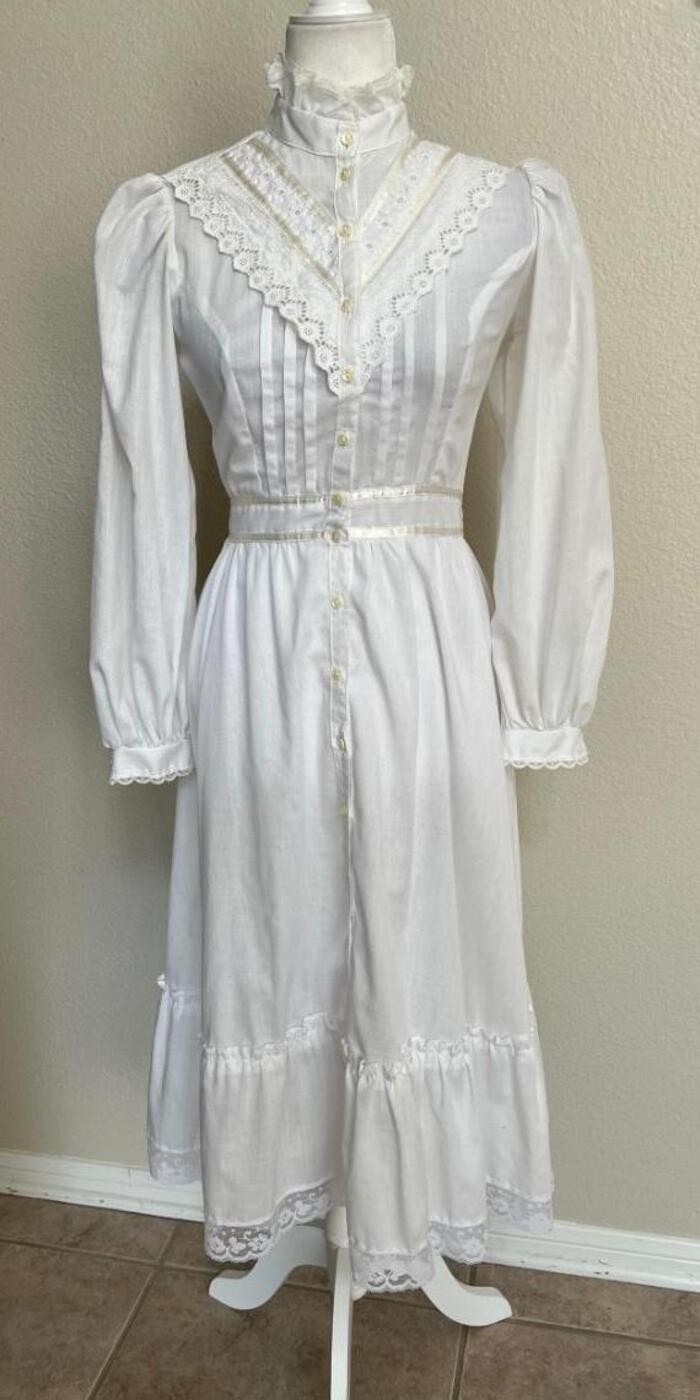 GUNNE SAX 7? white l/s lace trim high neck tiered vintage voile dress RARE