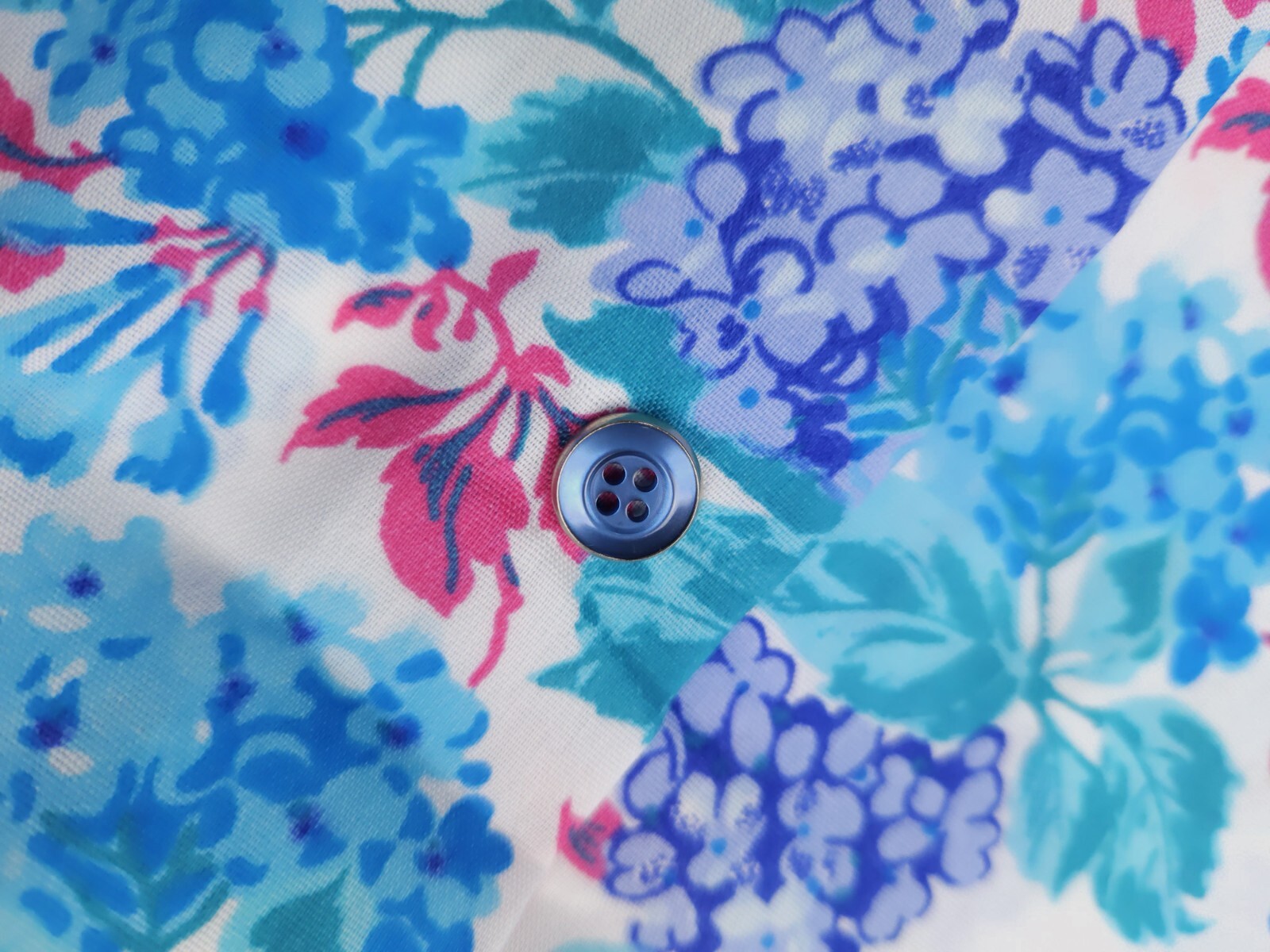 Smart Time Snap Front Floral House Dress Smocked Robe NEW With tags Medium
