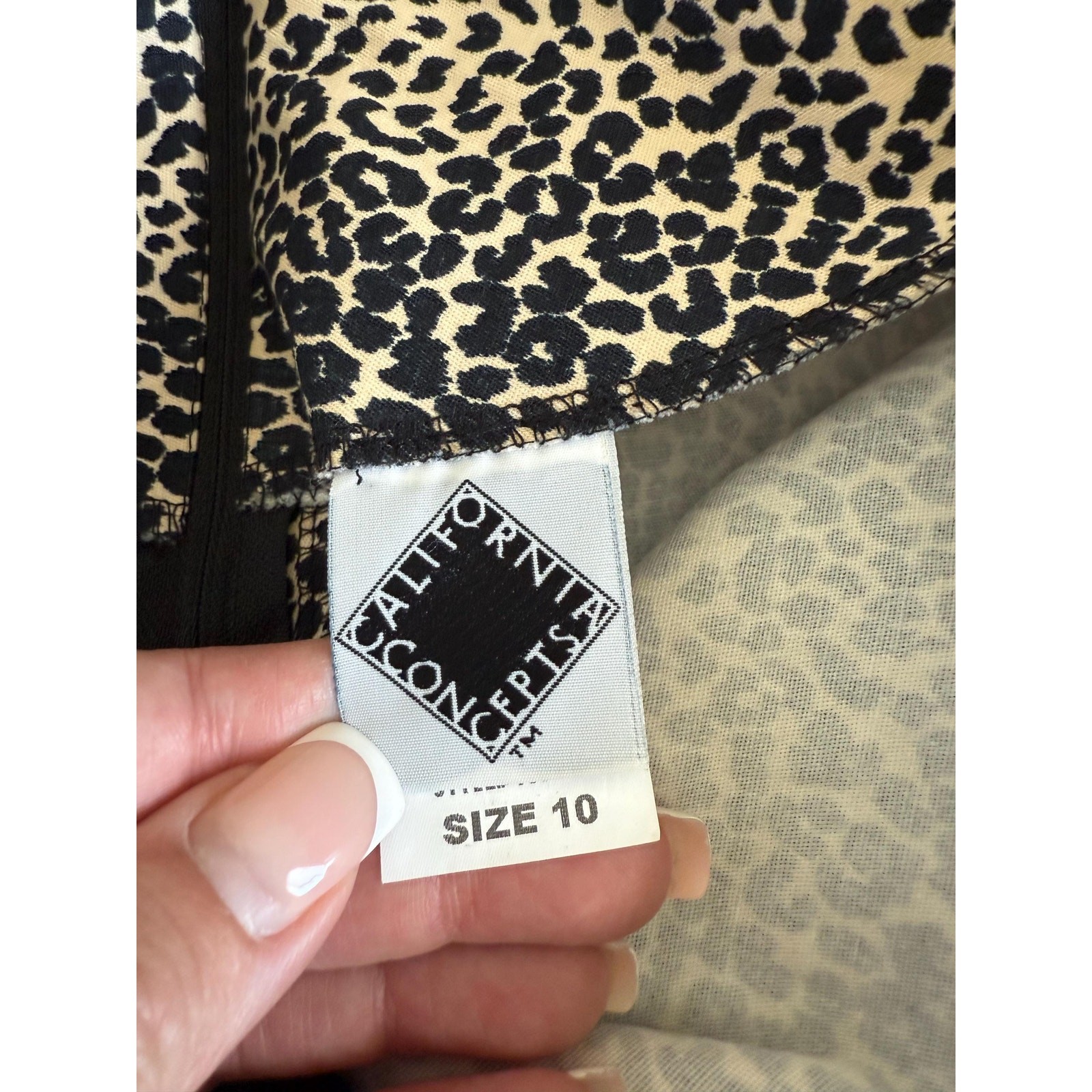 90&rsquo;s vintage leopard print bodycon mini dress Size 10 california concepts