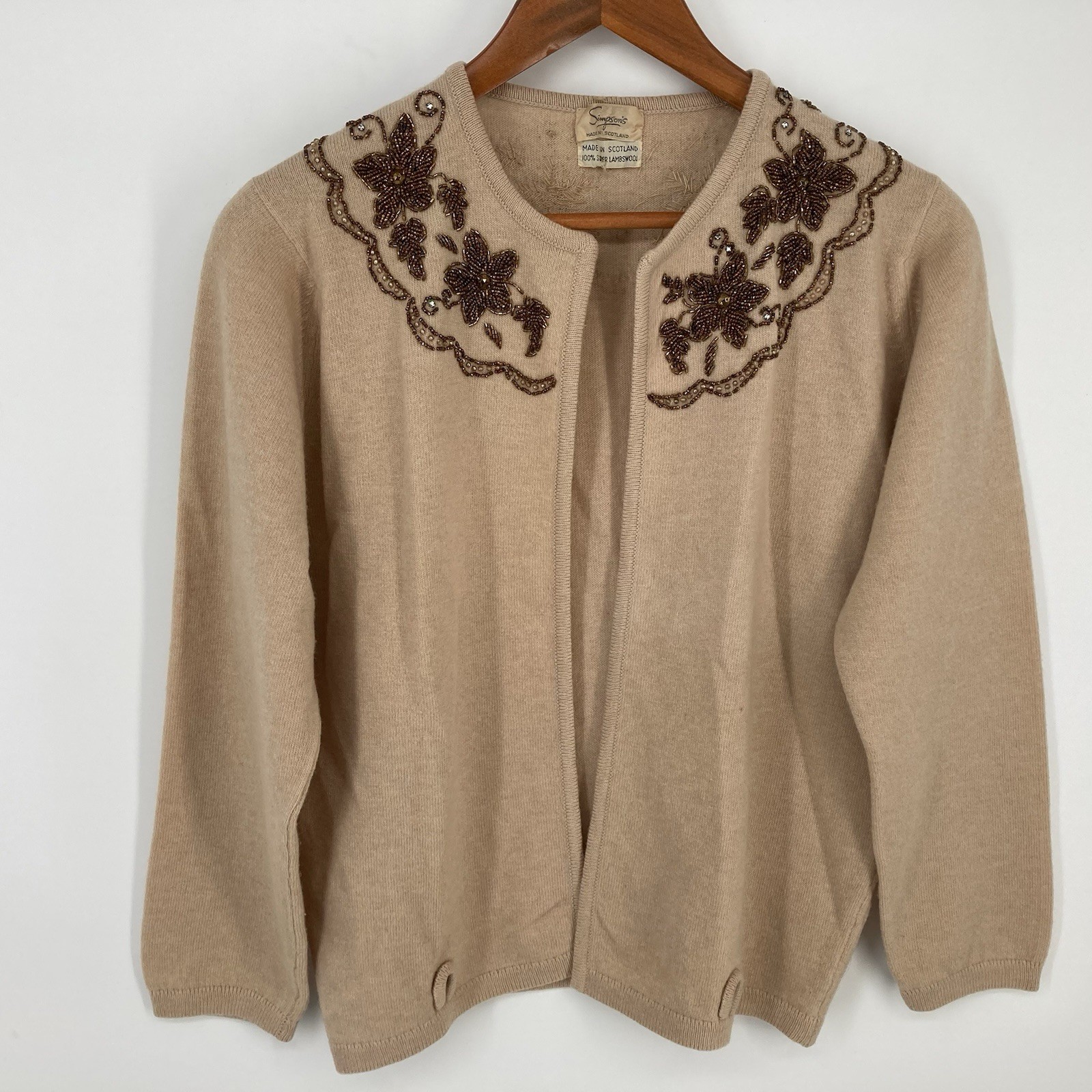 Vtg Simpson&rsquo;s Sweater Cardigan Womens Sz M/L 100% Lambswool Beige Floral Beading