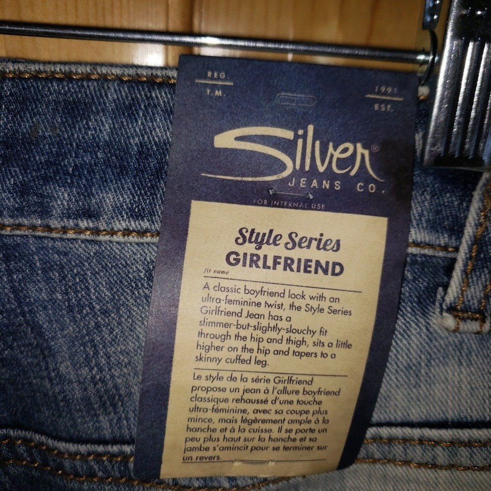 Nwt Silver Jean&rsquo;s Girlfriend Classic 24 plus