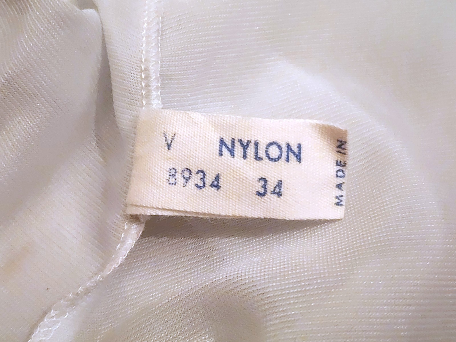 Vintage 1950&rsquo;s Glamorous Powder Blue « Myth » Nightgown Van Raalte Bust Size 34~36