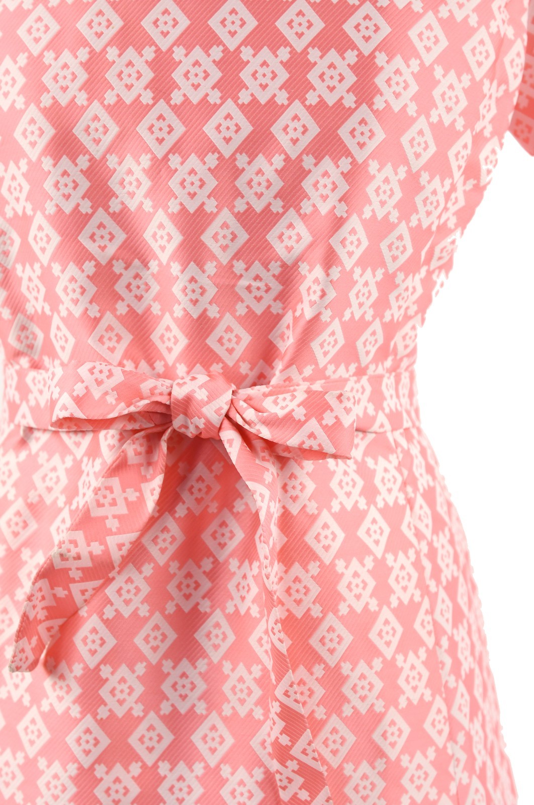 Vintage 60s Pink + White Brocade Diamond Print Short Sleeve Mod Shift Day Dress