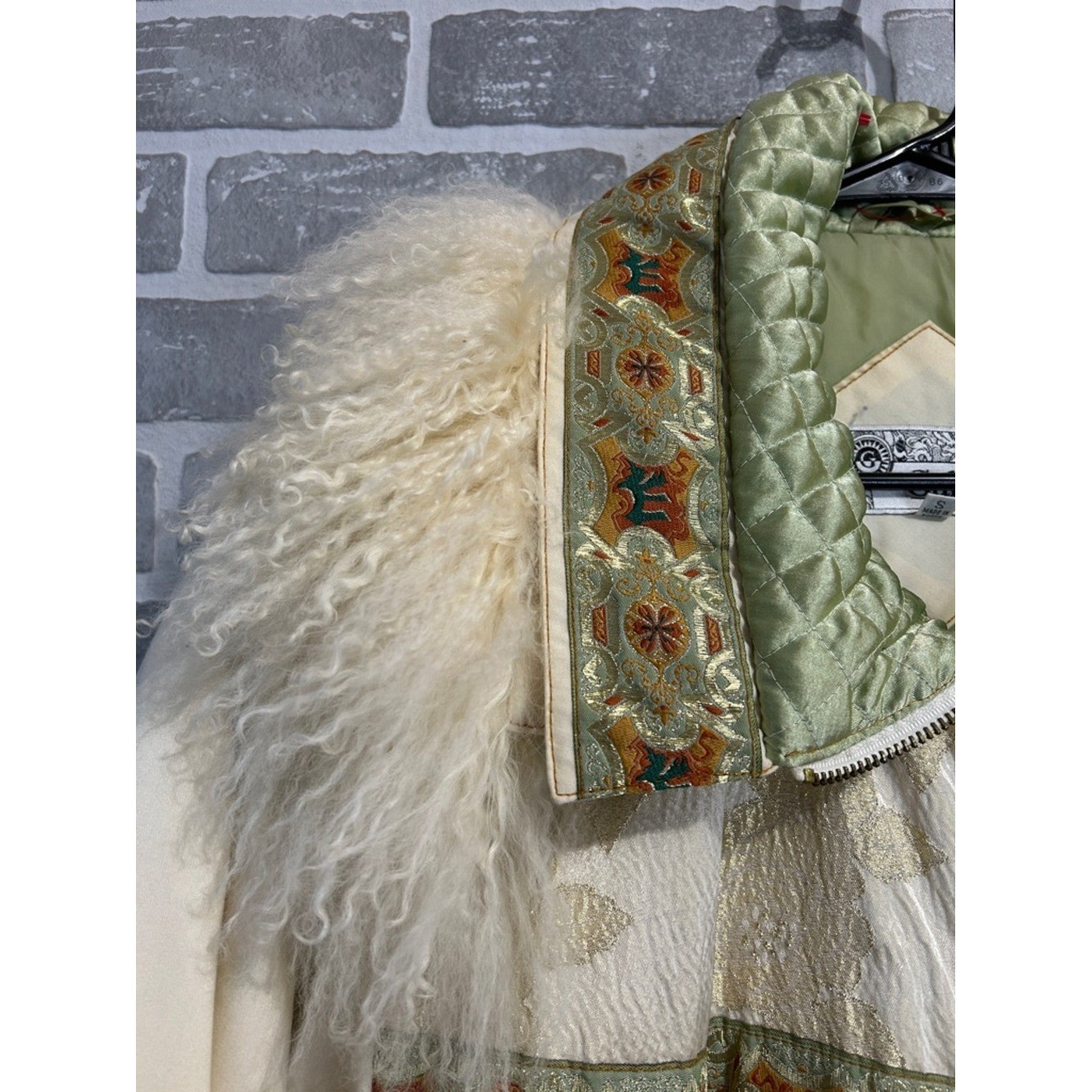 Vintage J. Gallery Puffer Jacket Large Beige Retro Bomber 80s. Rare. Bella