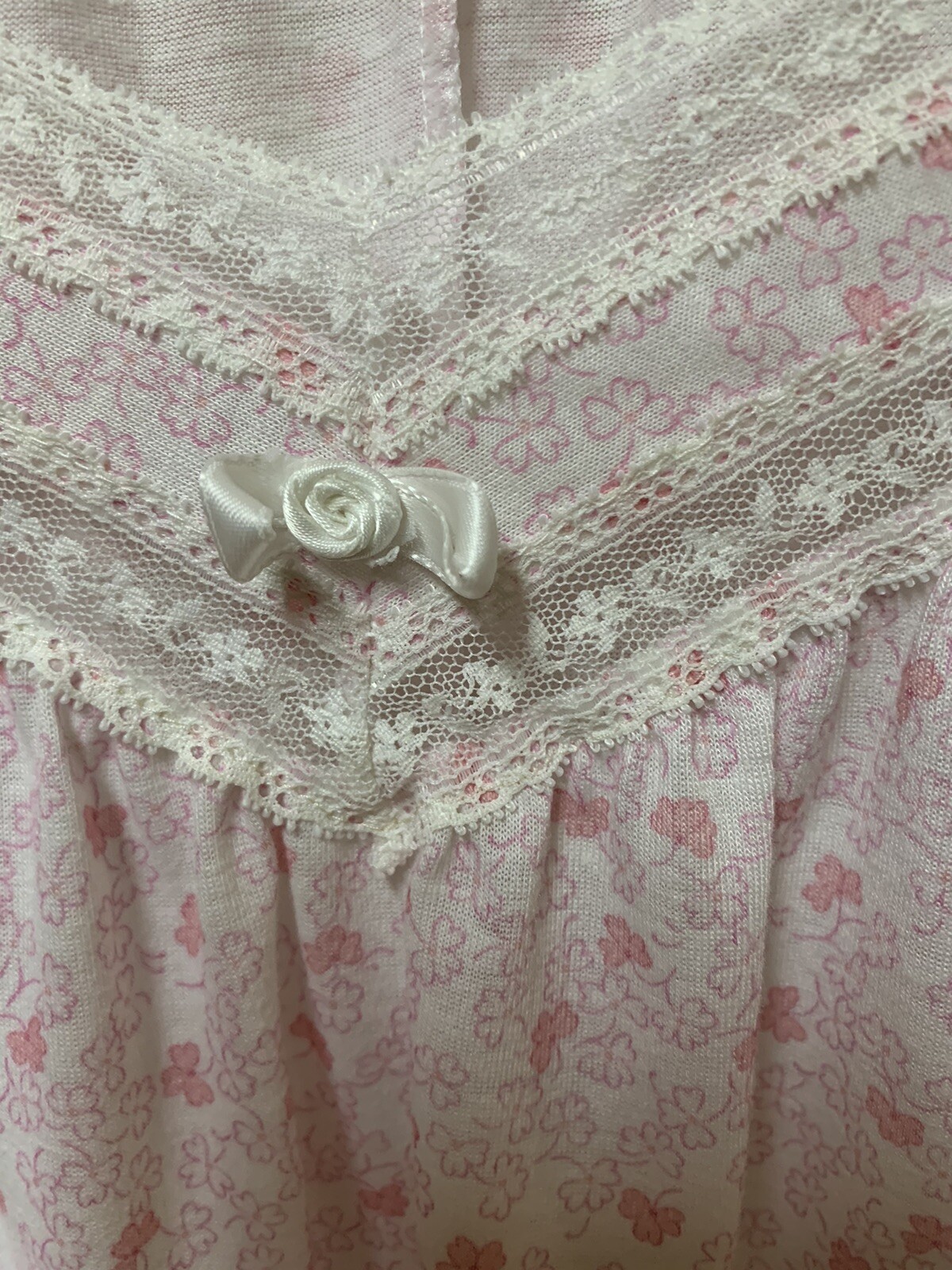Miss Elaine Summer Nightgown Split Cap Sleeve Short Length Pink/White Sz Medium