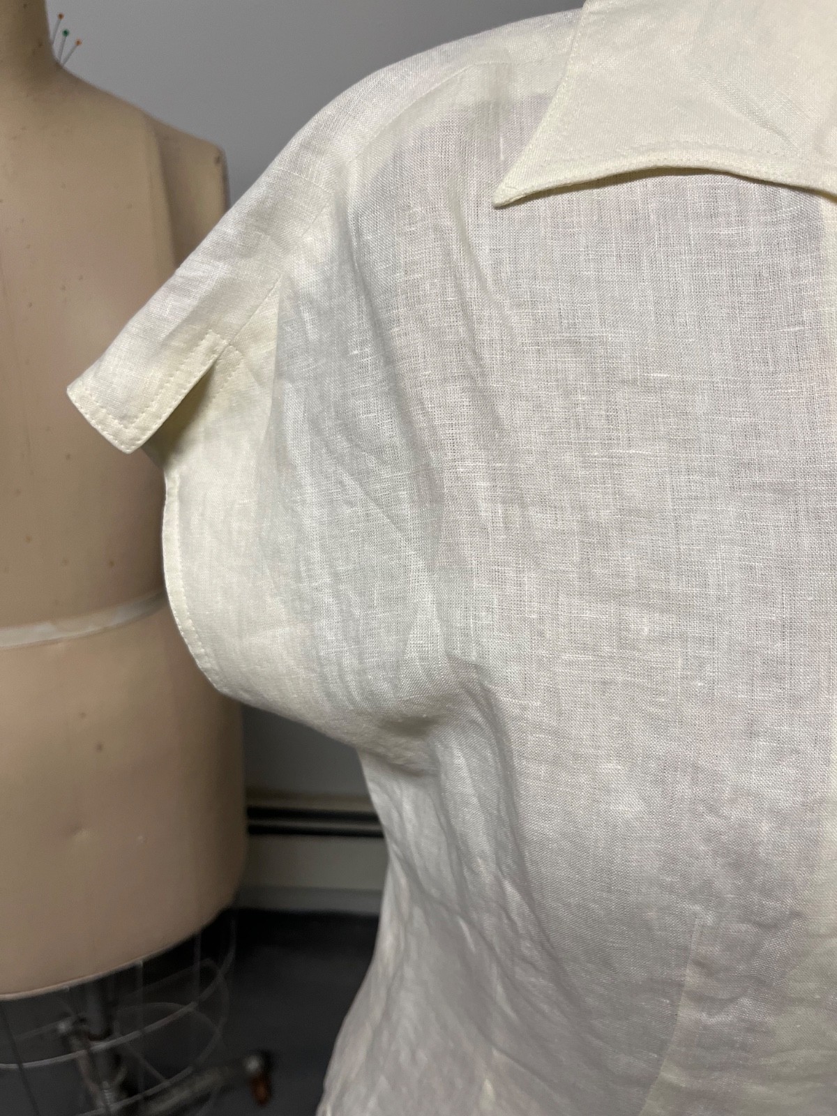 NWT OLD STOCK Vintage J Peterman Linen Blouse Size 10 Bust 36-37