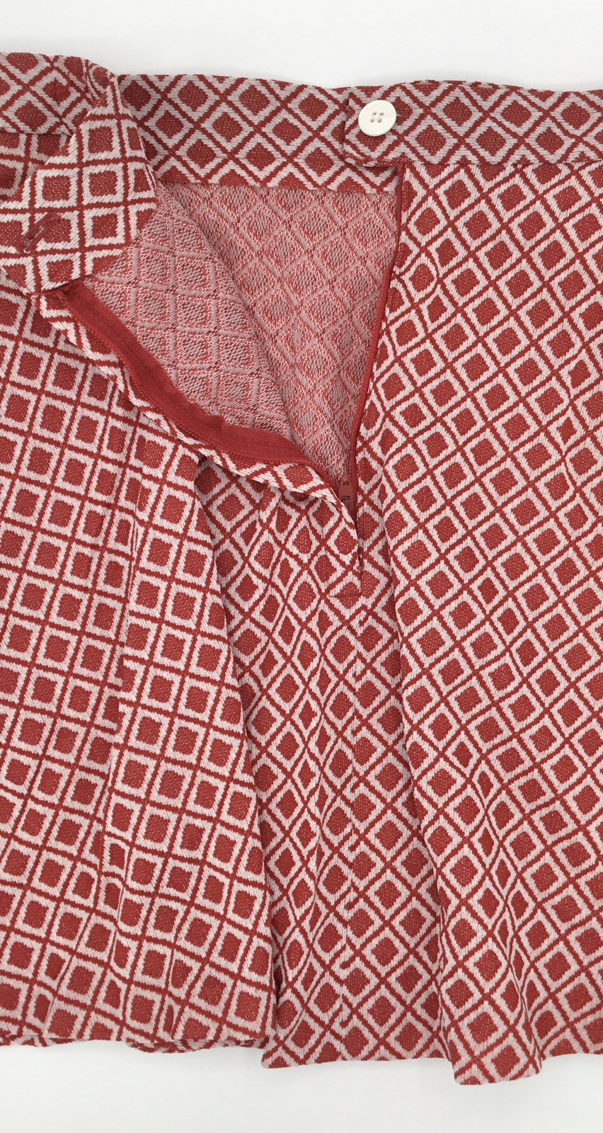 60’s-70’s💥Vicky Vaughn Crop 2pc Skirt Set Red White Geometric Mod, Sz. XS/SM