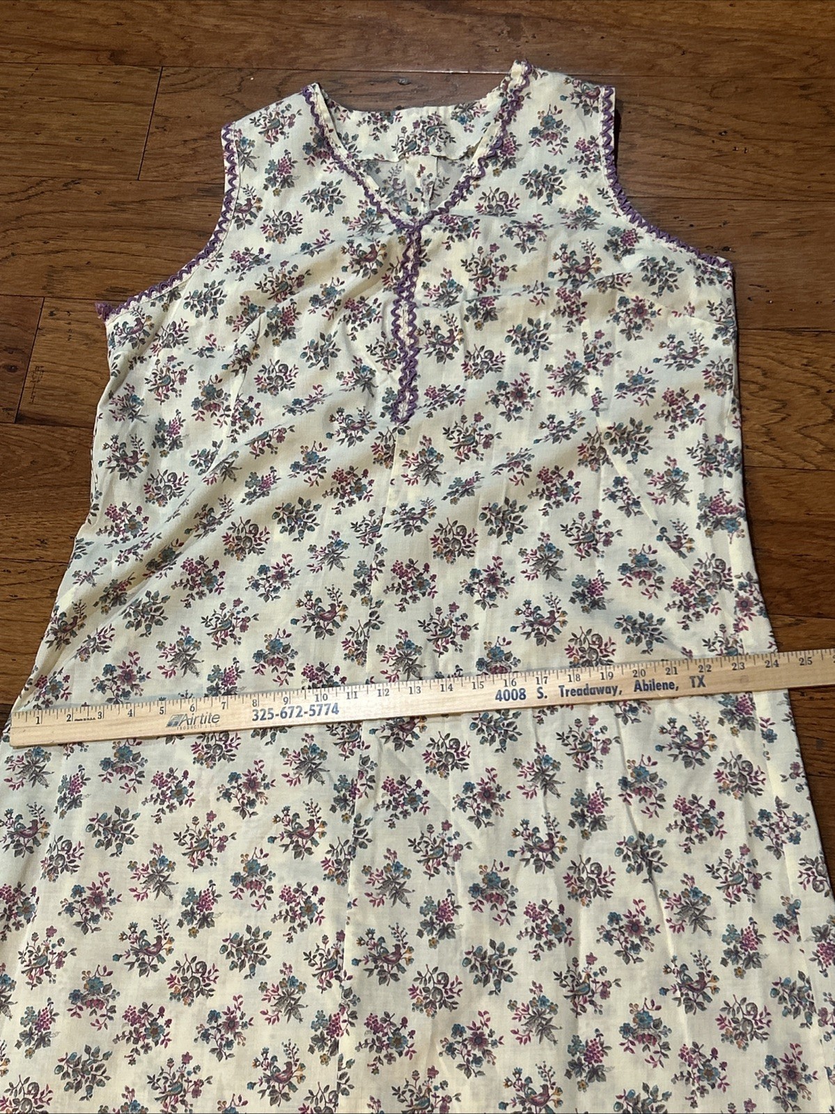 Vintage Handmade Cotton Pull On House Dress Vintage Fabric & Ric-a-Rac GUC