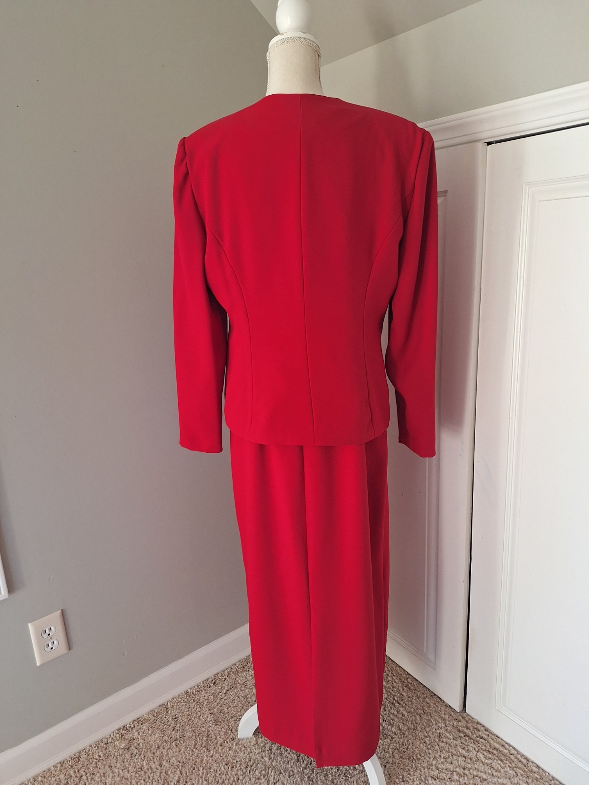 Lori Max Gown and Jacket in Red Size 14