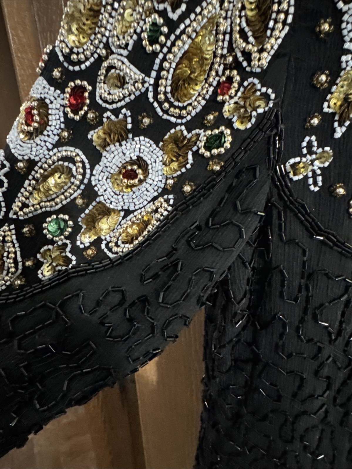 Vintage Fully Beaded/Sequined 100% Silk Jacket /Rayon lining, made in India, Lg
