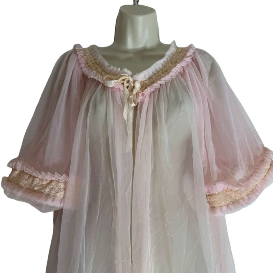 Vintage Unbranded Sheer Pink Lingerie Pleated Ruffle 60s Robe Long Length sz L