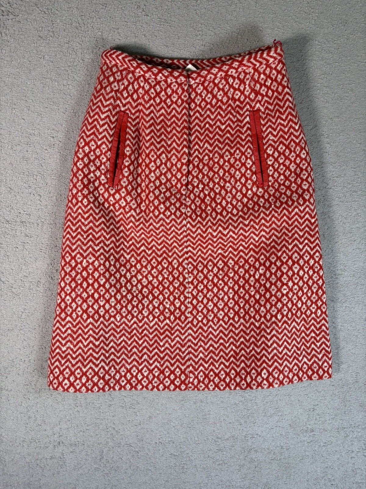 VTG Country Set Union Made Red White Knitted Diamond Geometric 24” Waist Skirt