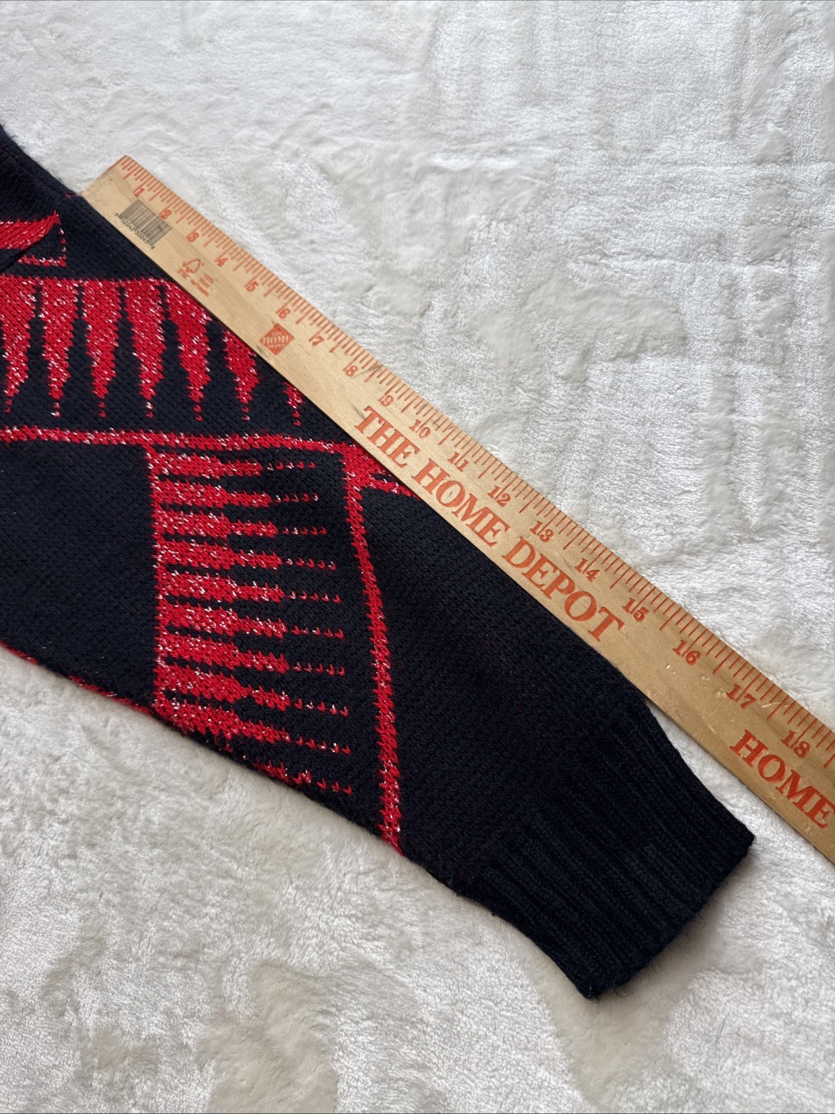 Vintage 80s-90’s Geometric Pattern Knit Sweater Women Size:Medium No Tags