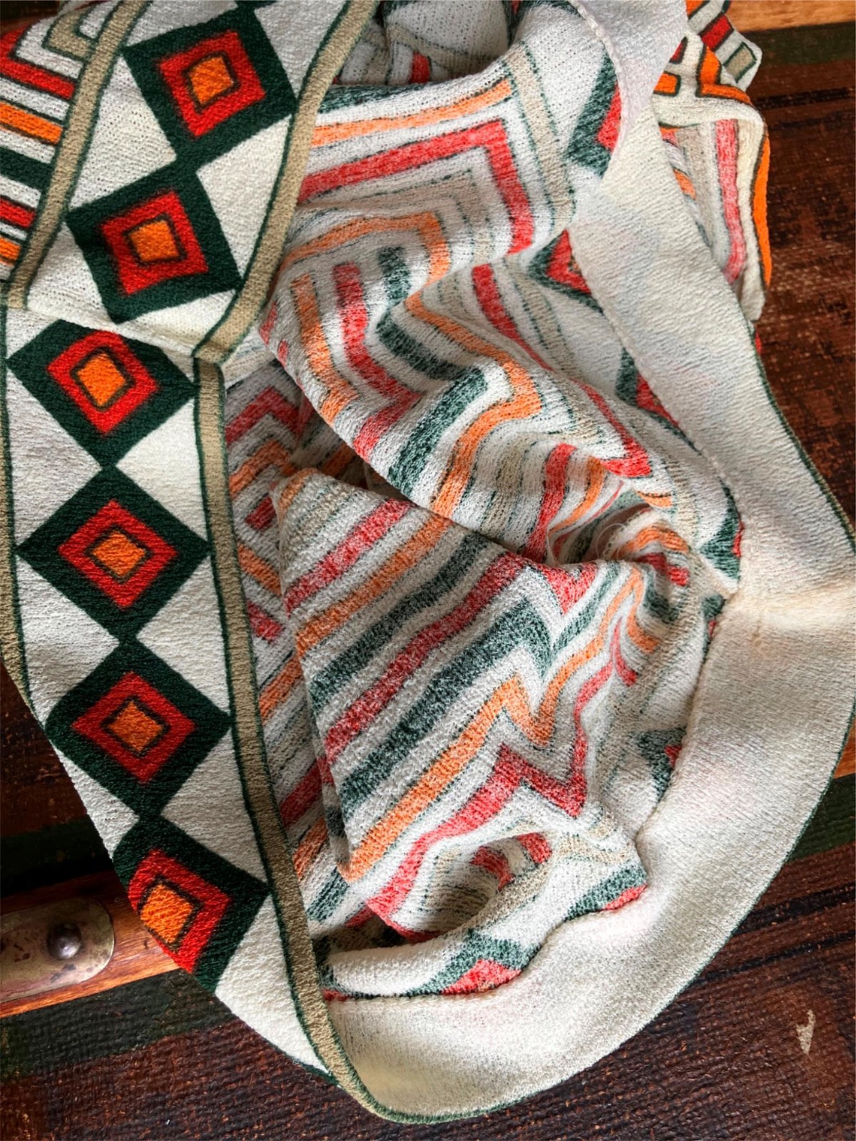 VTG 60s DEVON SCREEN PRINT GEOMETRIC ECRU RED GREEN ORANGE COLLARED SLEEVELESS