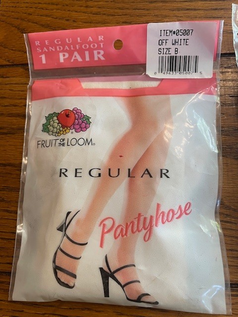 2 Vintage Pantyhose Fruit of the Loom & Leggs- Off White & Suntan Size B – NOS