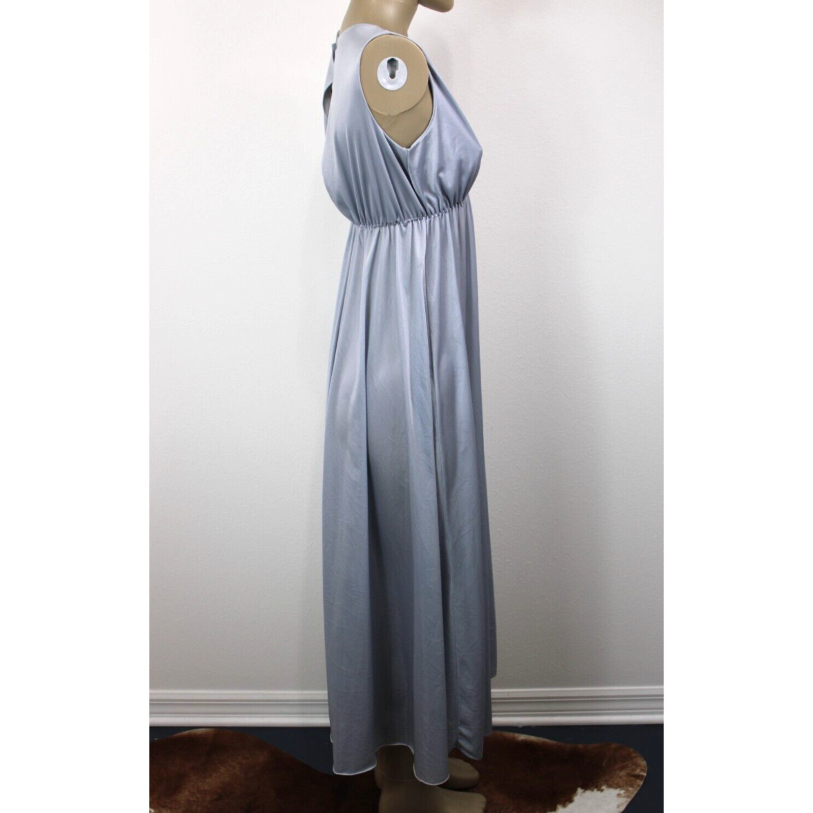 Nightgown Size S Vintage 70’s Silver Gray Satin Silky Long Full Flowy Women&rsquo;s