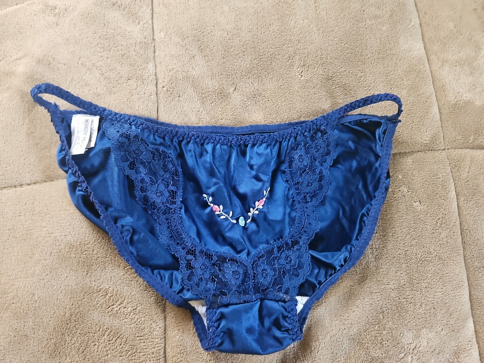 Vintage Windy Rose Satin Cami And Panty Set Size S / 6 Blue Floral Embroidery