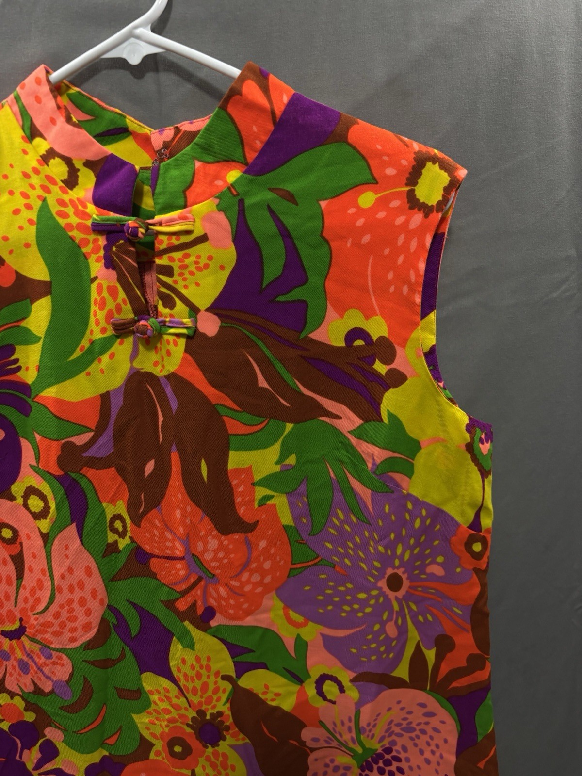 Vintage Sun Fashions of Hawaii Floral Dress Woven Cotton Bold Flowers Sleeveless