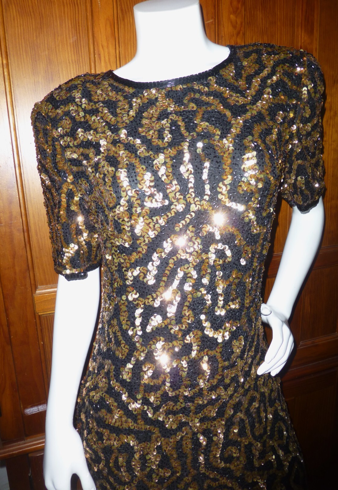 Vtg 80s Black Gold SEQUINS Beads Embroidery SILK Evening Formal Sheath Dress M