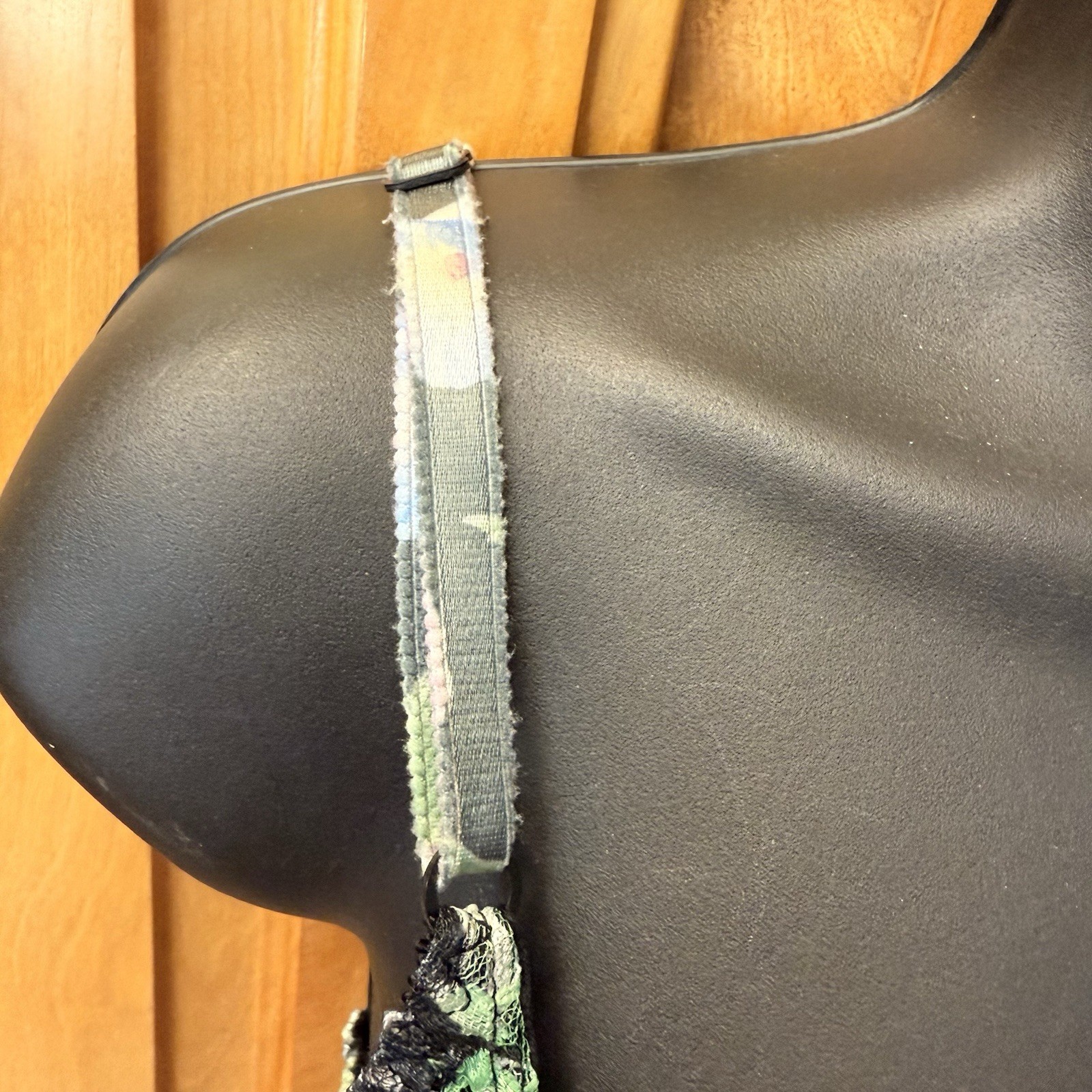 Vintage Warner’s Lace Royale Bra Size 34C Sheer Nylon Lace Underwire Unlined
