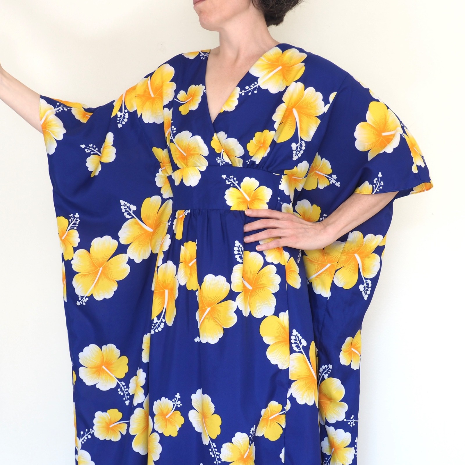 Vintage Hilo Hattie Caftan Kimono Style Blue Hibiscus Hawaiian Maxi Dress Poly