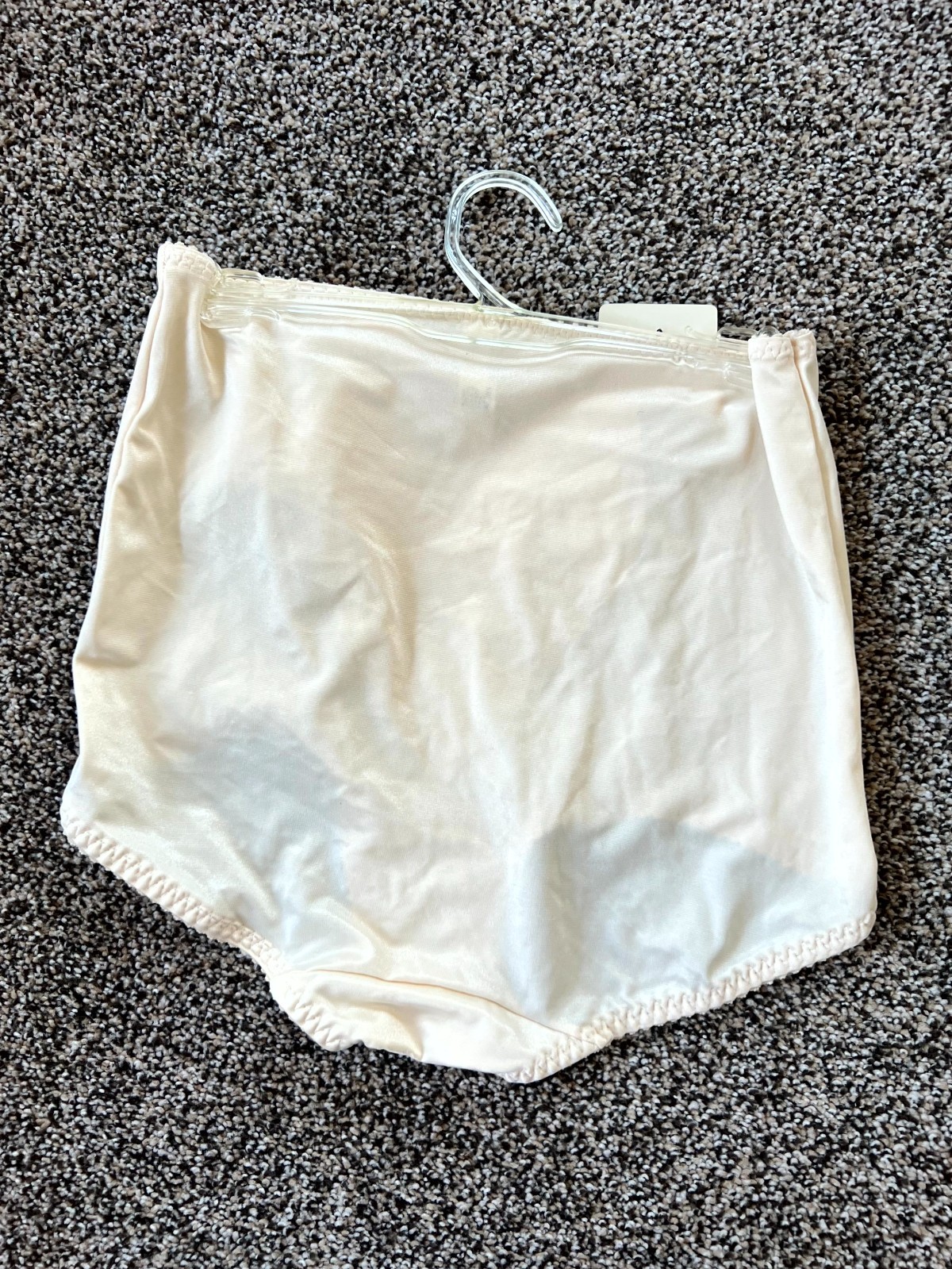 Vintage Bali cream Light control stretch cotton brief XL * BNWT *