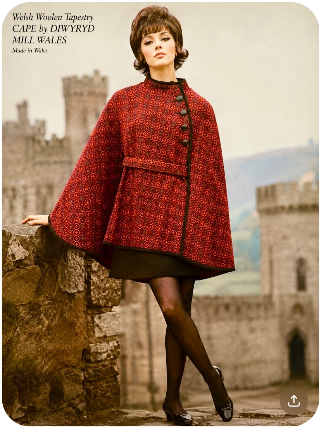 Vintage Welsh Tapestry Cape Swing Coat Tweed Plaid Dillad Dwyryd Mill Wales Wool