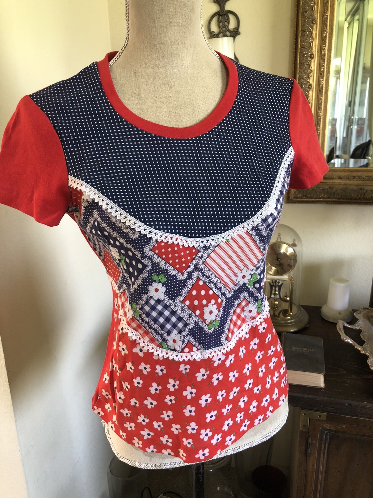 Vintage 1970&rsquo;s Fritzi T-Shirt Patchwork style all cotton one seam size small