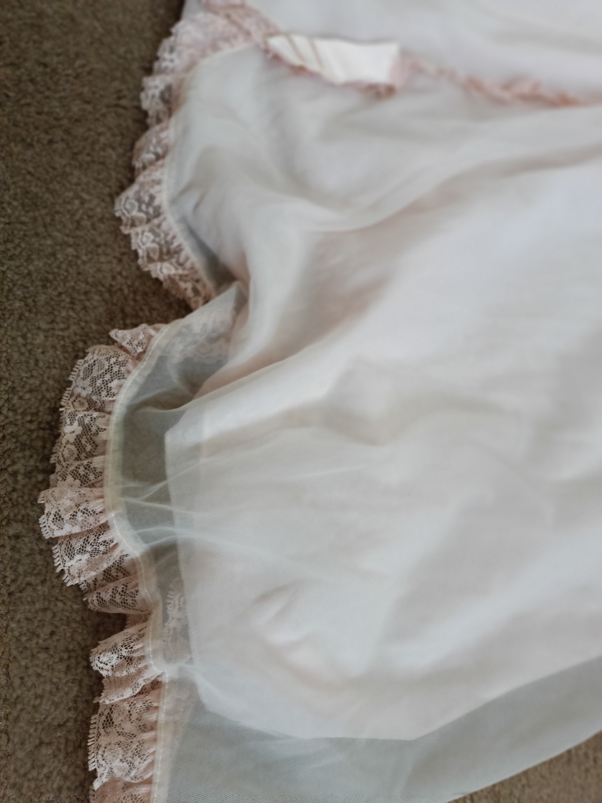 Odette Barsa Pink Lace Satin Robe & Nightgown Set Women&rsquo;s Peignoir