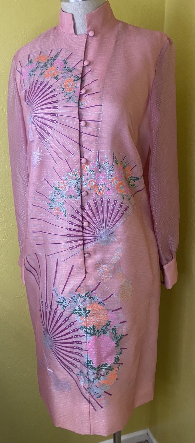 Vintage 60s 70s Alfred Shaheen Pink Fan Print Hostess Shift Dress Sheer Sleeve