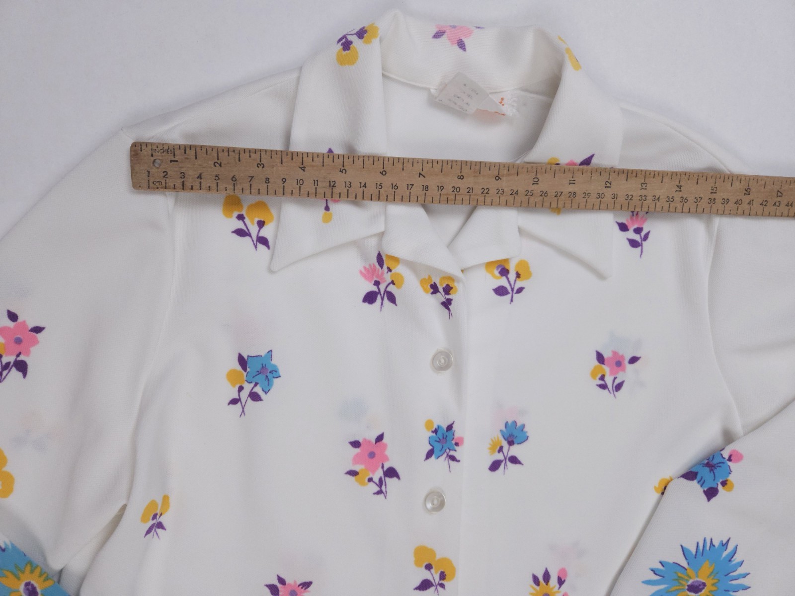Smartique Vintage 1960s Double Knit Polyester Point Collar Top Mod Medium