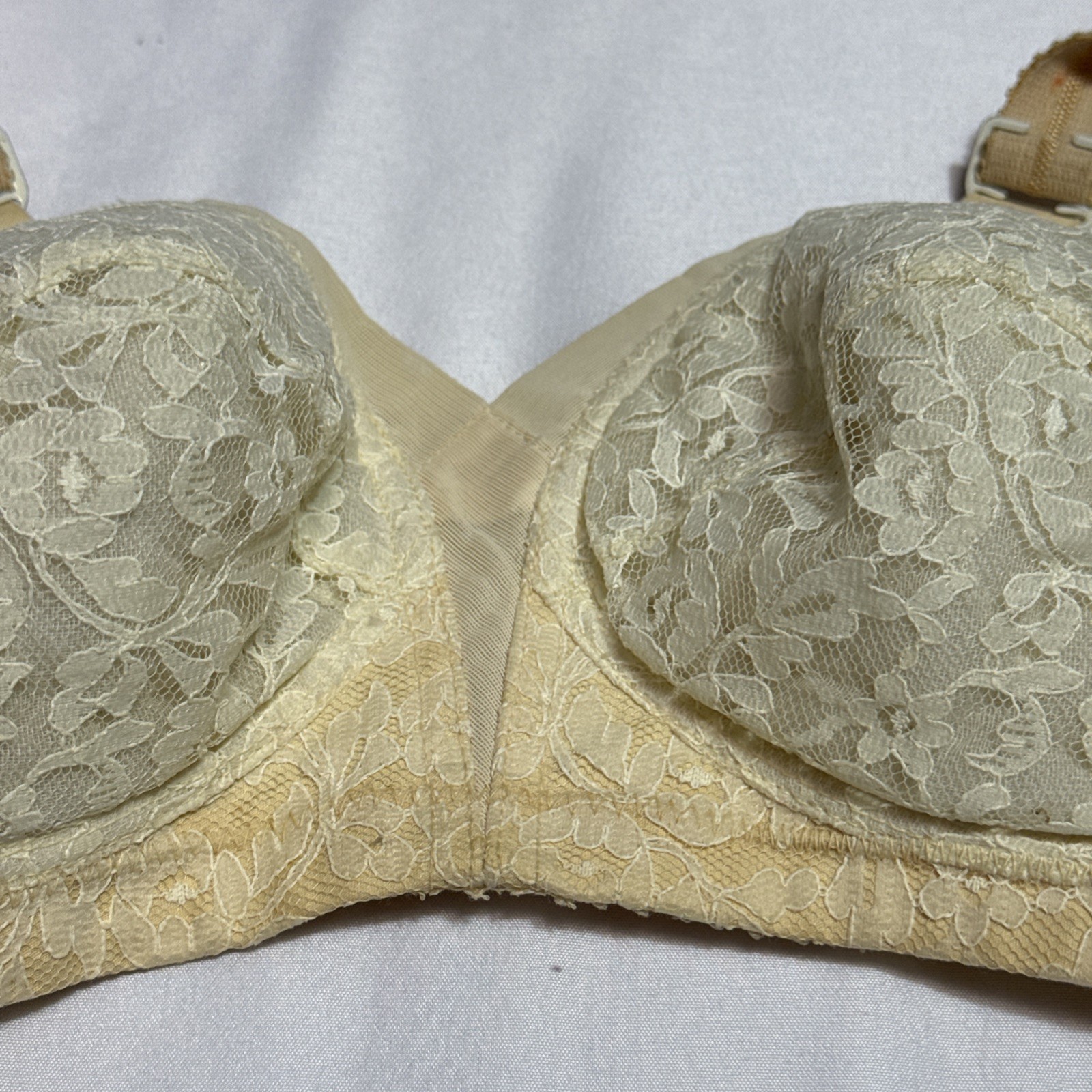 1950’s-1960’s SEARS Bra 32 B Lingerie Hook Back Lace Rockabilly Punk Goth READ