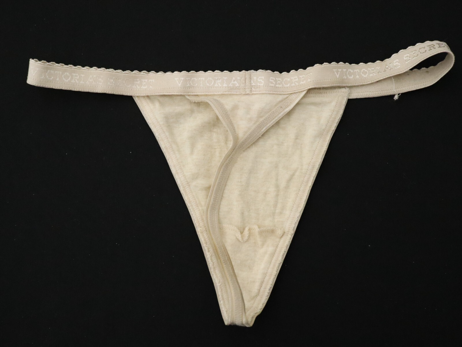 2 Victoria&rsquo;s Secret VTG Y2K Signature Cotton V-String Thong Panties Lot MEDIUM