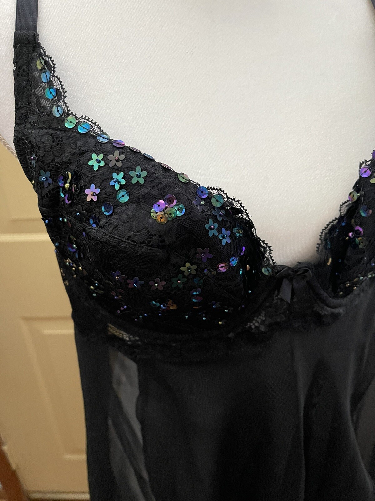 Intimate Attitudes Negligée Black Sheer Lace Sequins Built In Bra size 1X