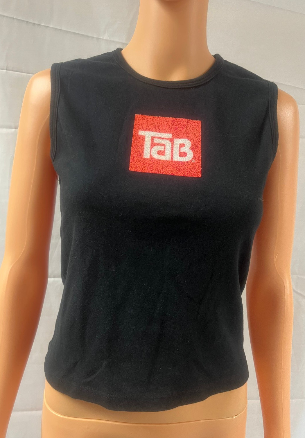 Vintage Woman&rsquo;s Tab Soda Sleeveless Black Graphic Logo Tee Shirt Size Medium