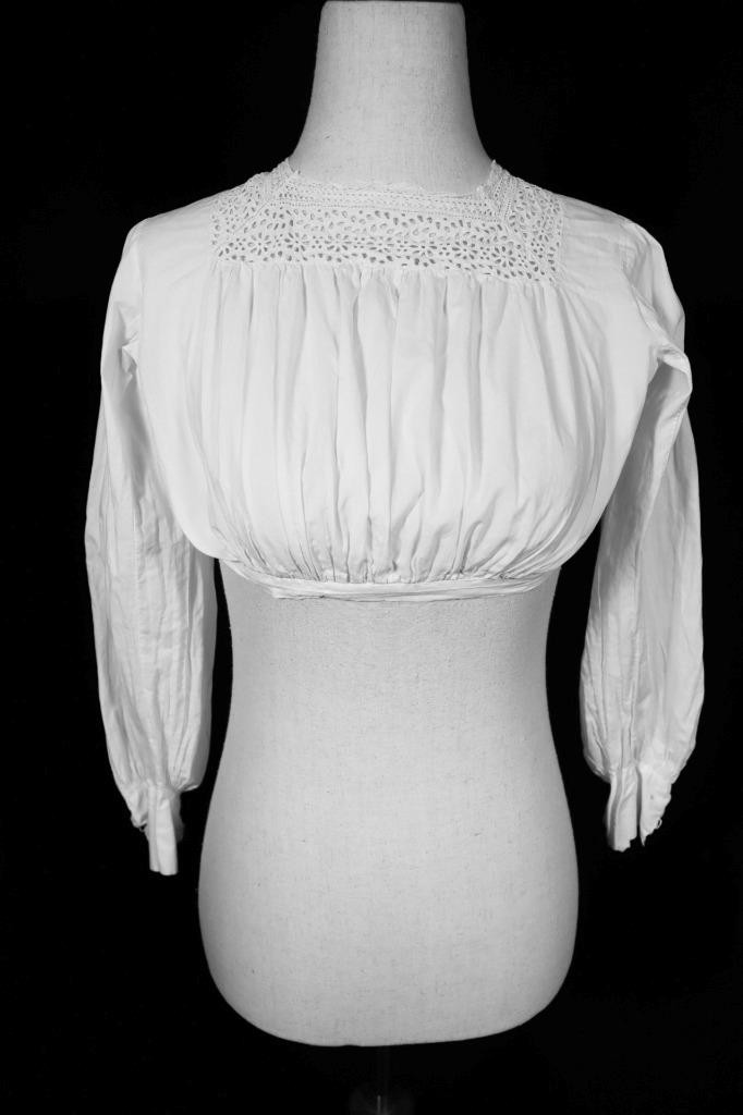 Antique French Edwardian-1920&rsquo;s White Cotton Top Size XXS Excellent Condition