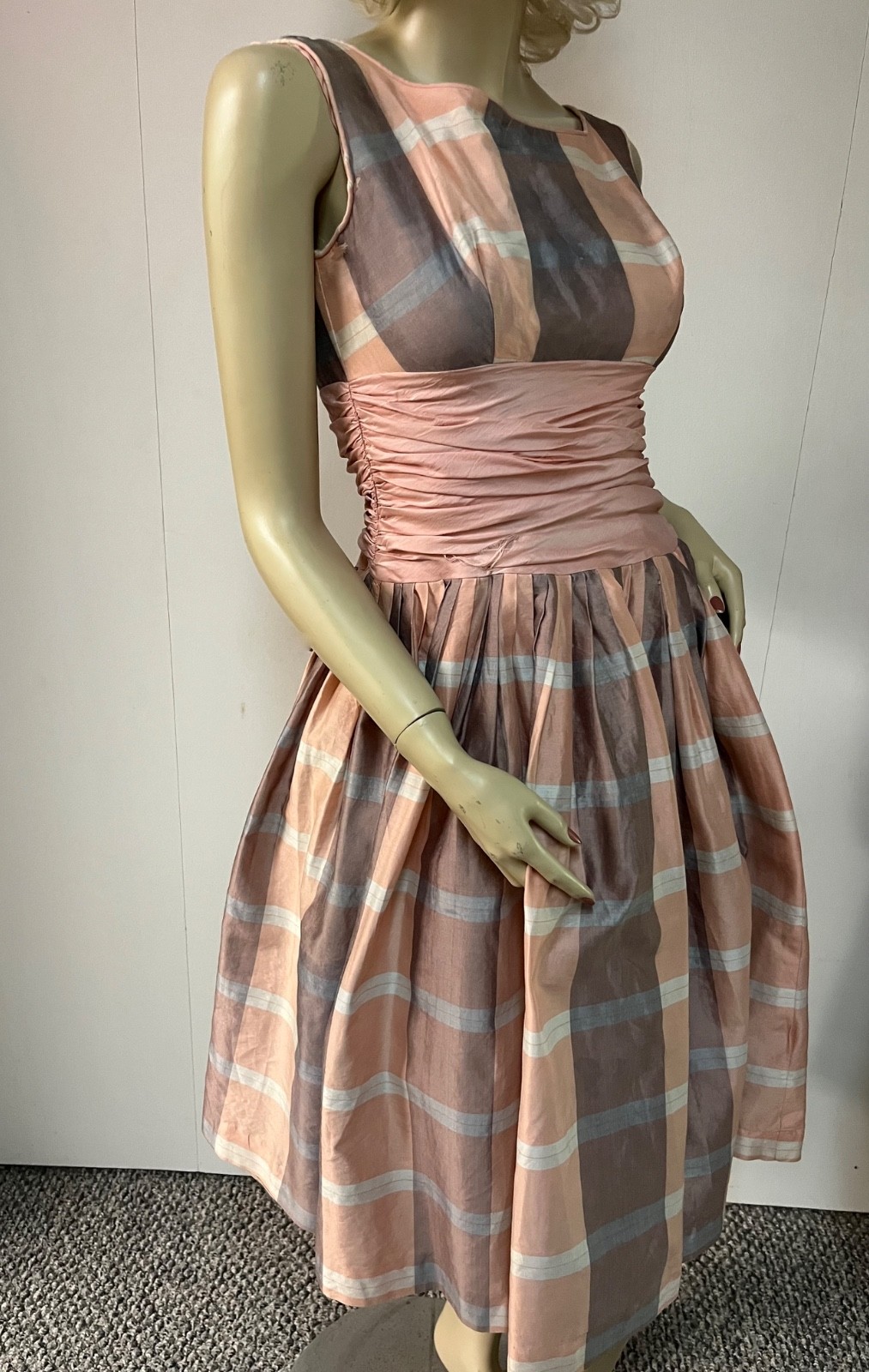 Vintage 1950 Plaid Back Zipper Cummerbund Crinoline Cocktail Party Dress Bust 33