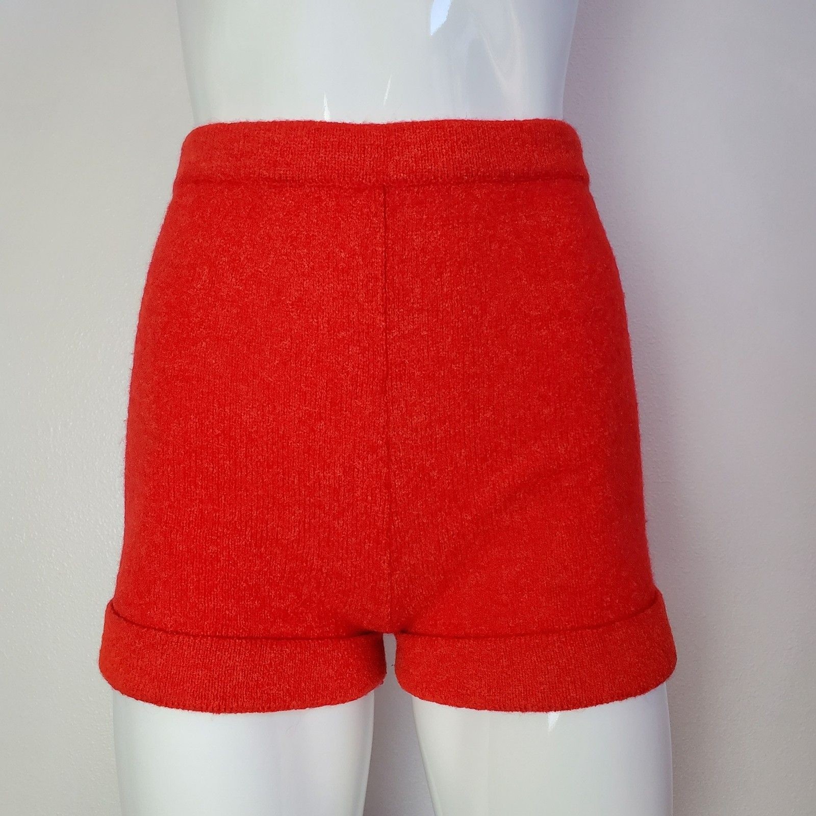 Vintage 60s Full Fashioned Red Wool Knit Shorts
