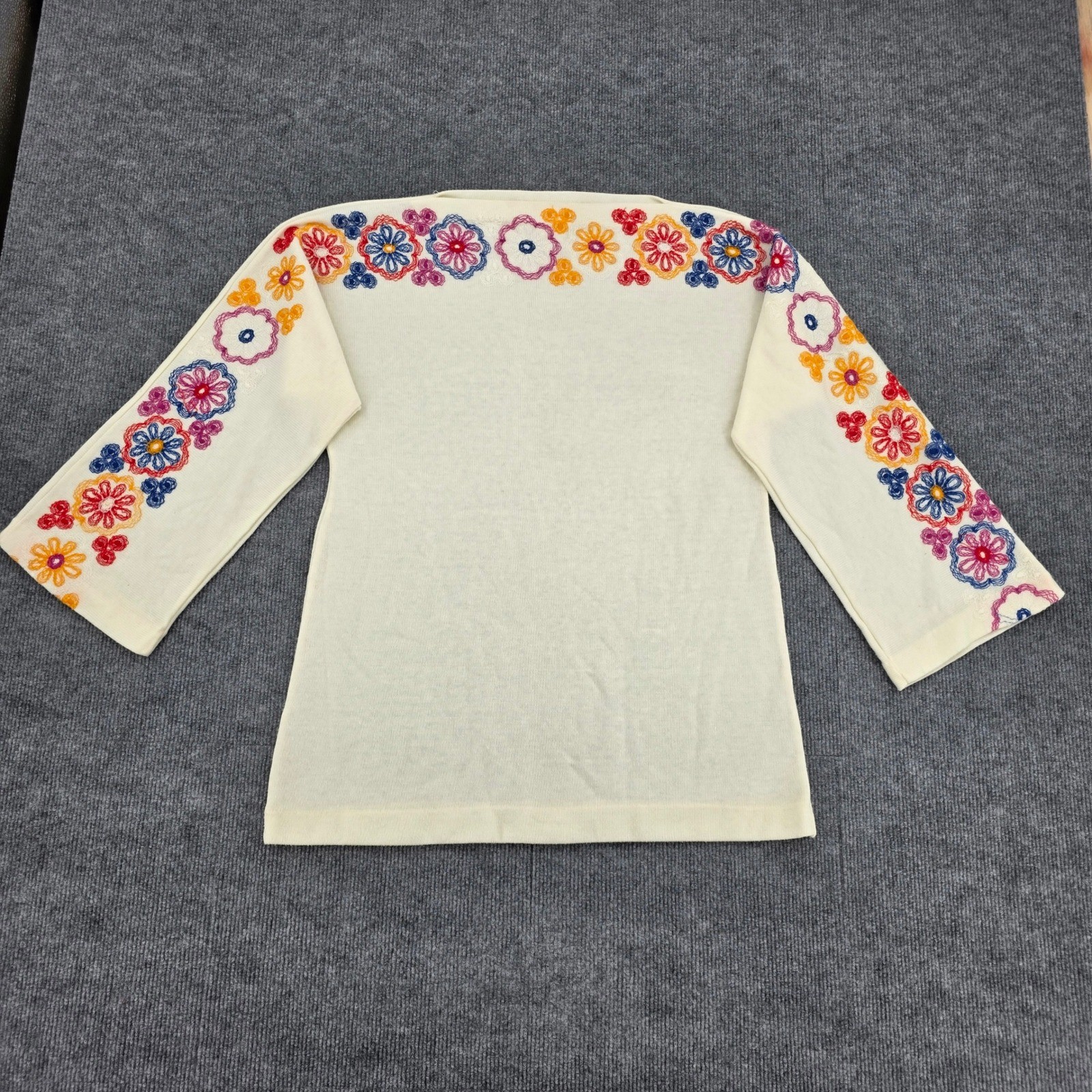 Vintage Aileen Cream Floral Embroidered Knit Top Boat Neck 3/4 Sleeve Womens L