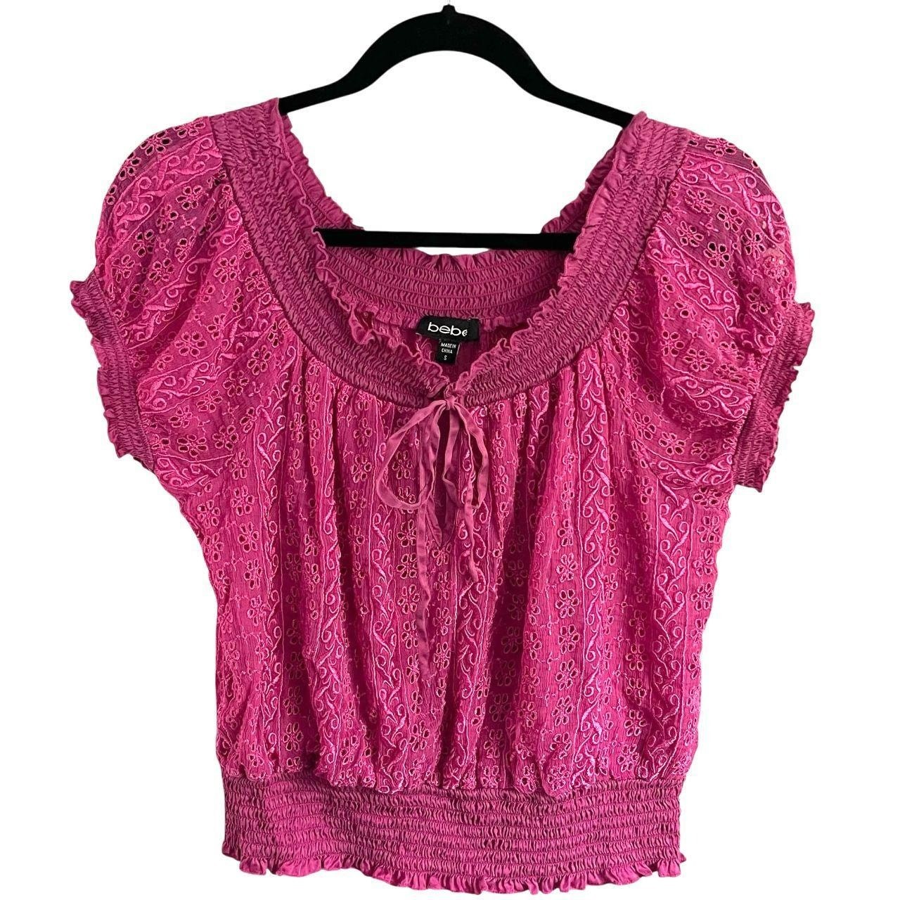 Bebe Pink Floral Stretch Crop Top: Y2K, Modern