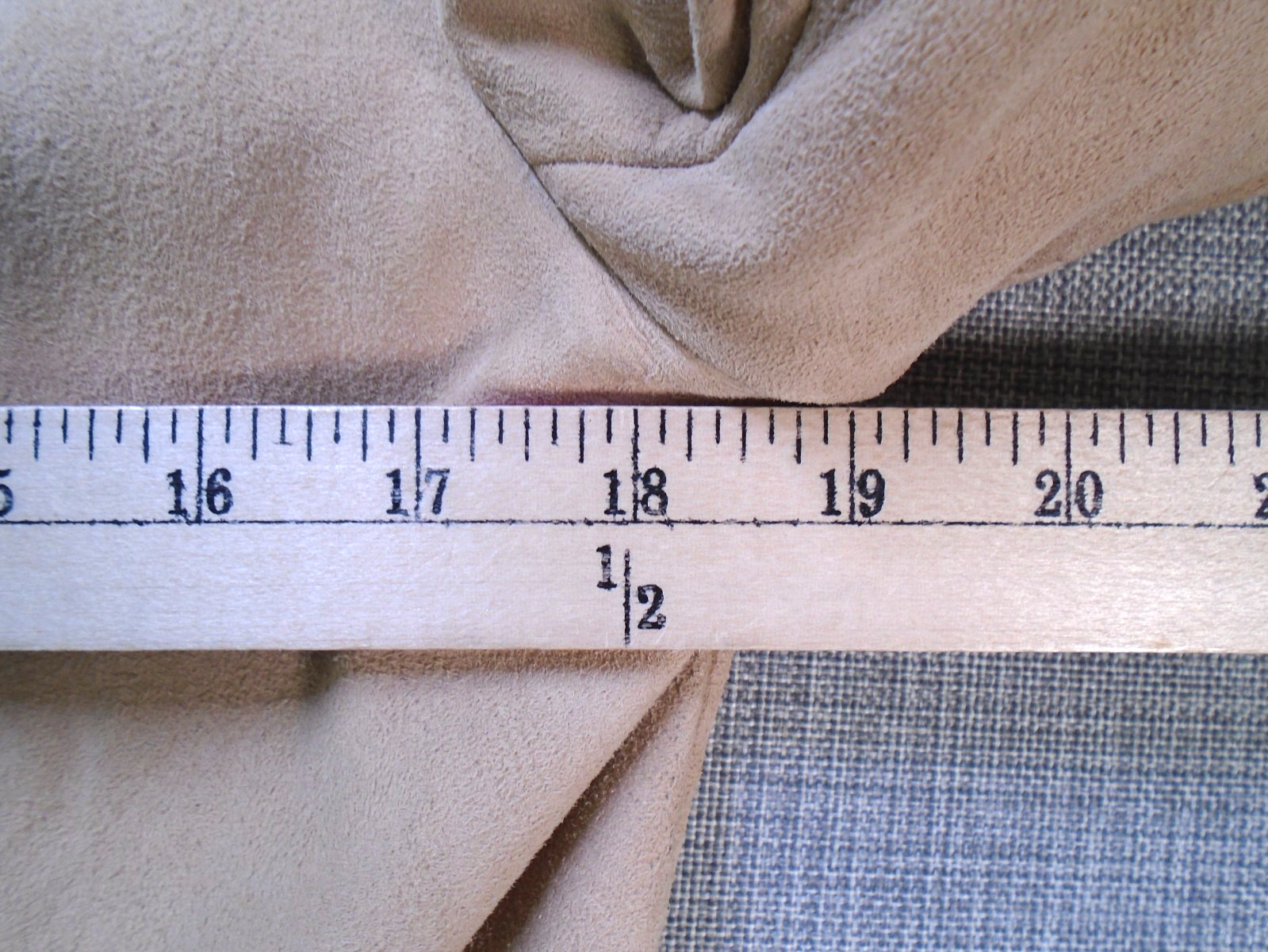 Leathers by New England Women&rsquo;s Jacket Vintage 19&Prime; x 25&Prime; Made in USA, Has Wear